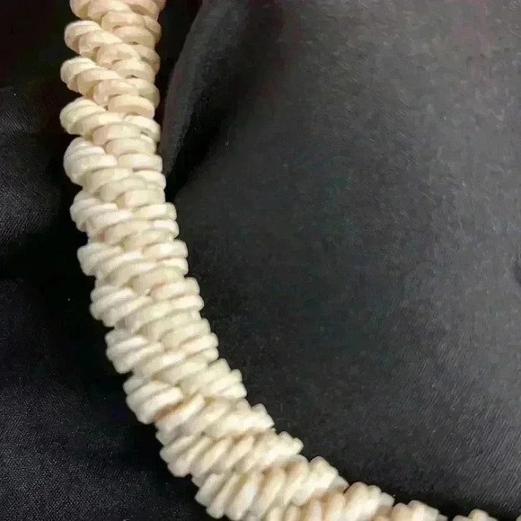 Never ending ..Ostrich ..Egg Shell  Necklace - Picture 7 of 8